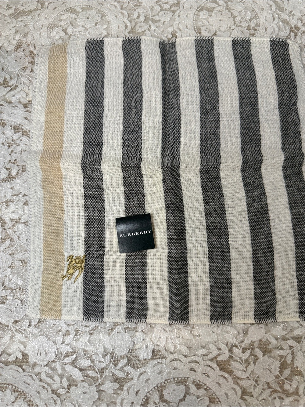 Burberry Black, Cream & Tan Striped Square hand/face cloth 10/10